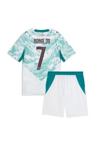 Portugali Cristiano Ronaldo #7 Jalkapallovaatteet Lasten Vieraspeliasu MM-kisat 2026 Lyhythihainen (+ Lyhyet housut)